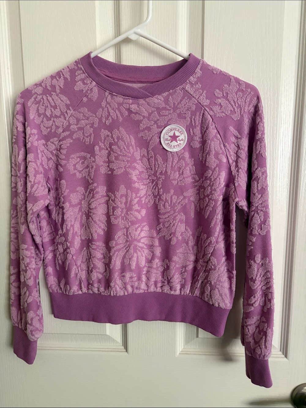 Converse Purple Lavender Floral Crewneck Sweatshirt Like New